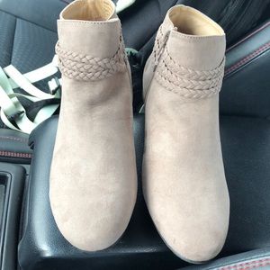 tan booties